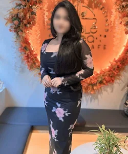Call Girl Navi Mumbai Roshni